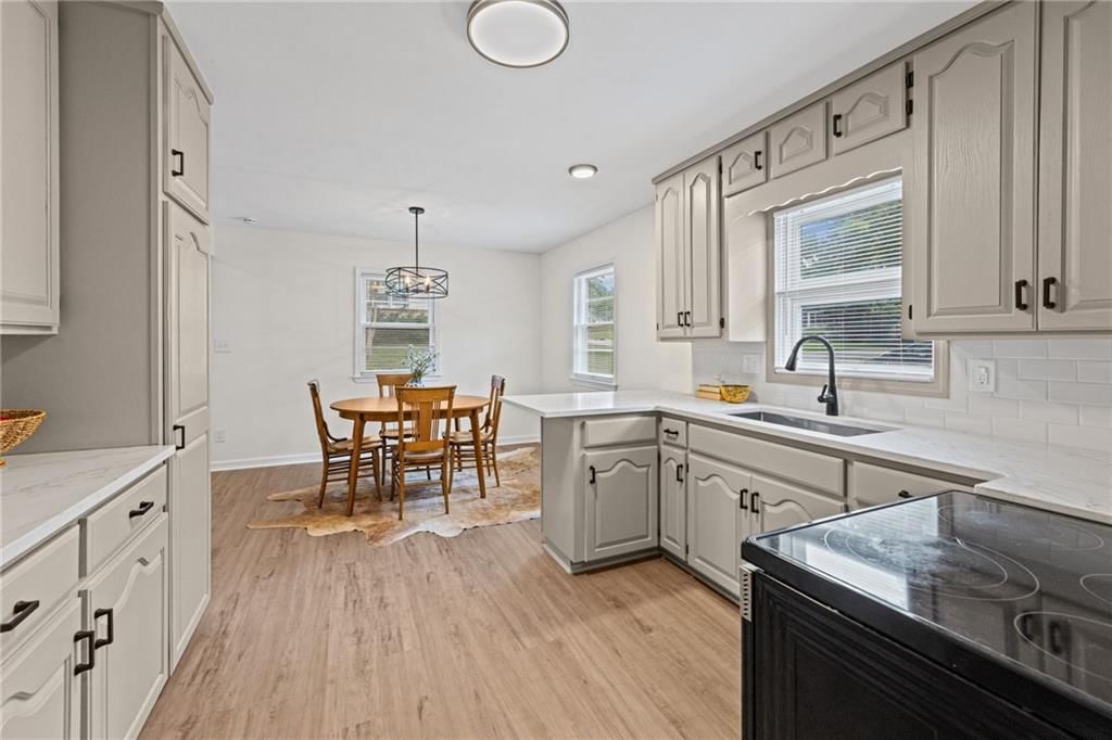 5808 Mackey Street — photo 9