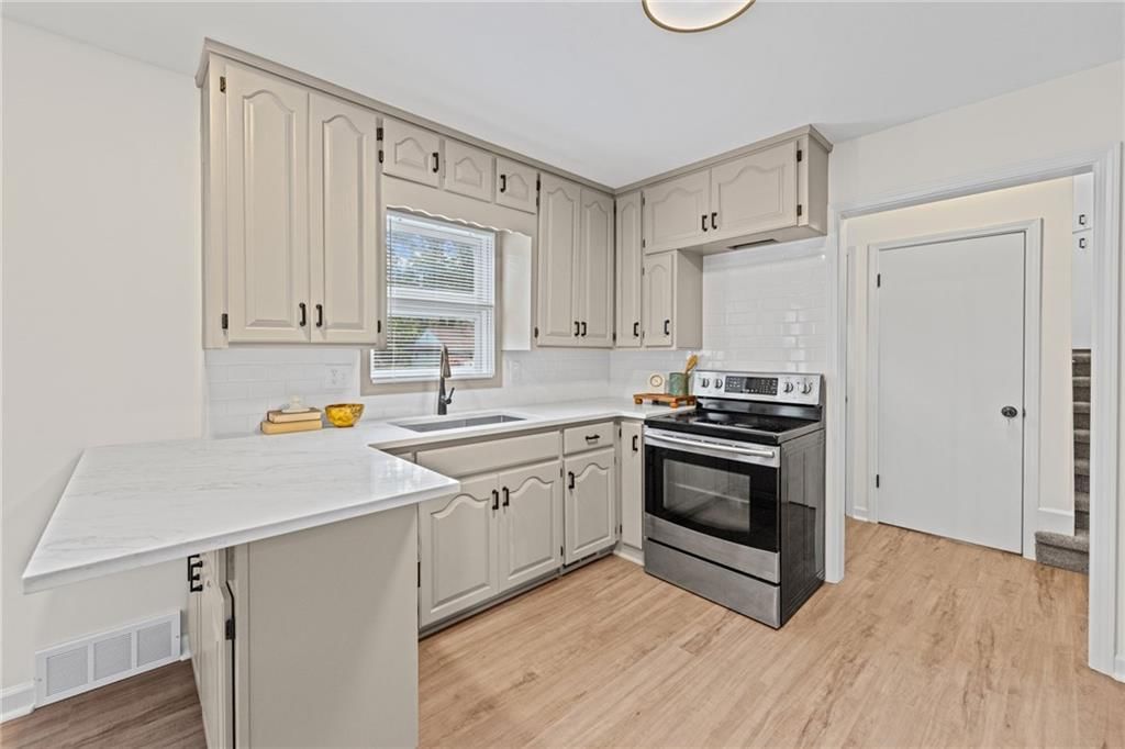 5808 Mackey Street — photo 10
