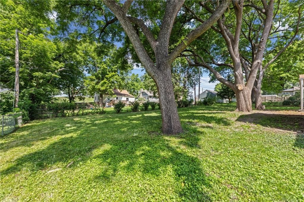 5808 Mackey Street — photo 32
