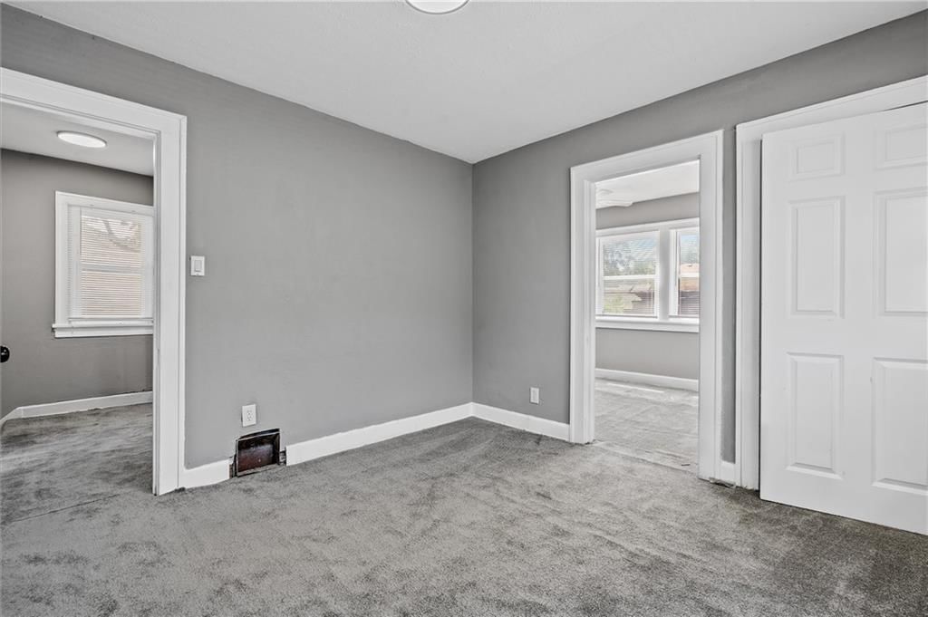 5820 Prospect Avenue — photo 26