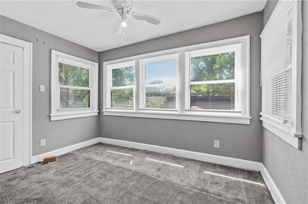 5820 Prospect Avenue — photo 27