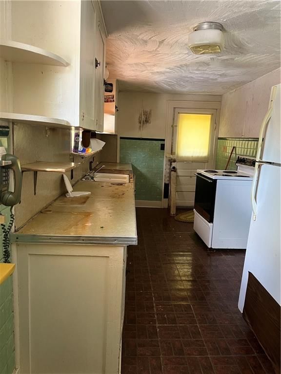 8603 Robinson Street — photo 10