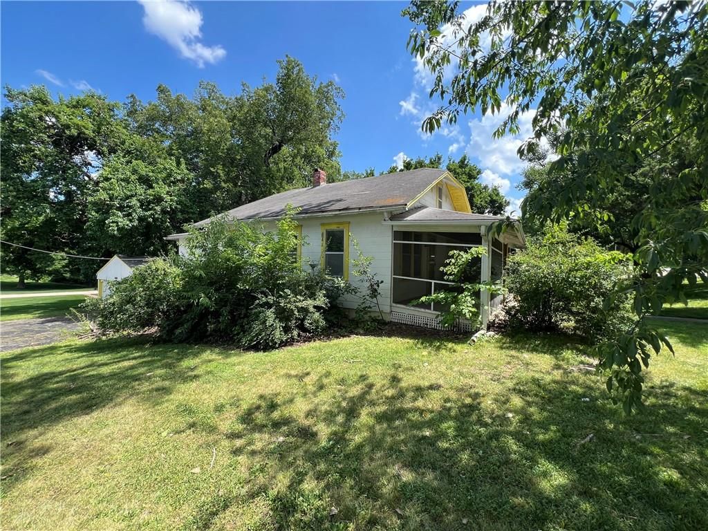 8603 Robinson Street — photo 17