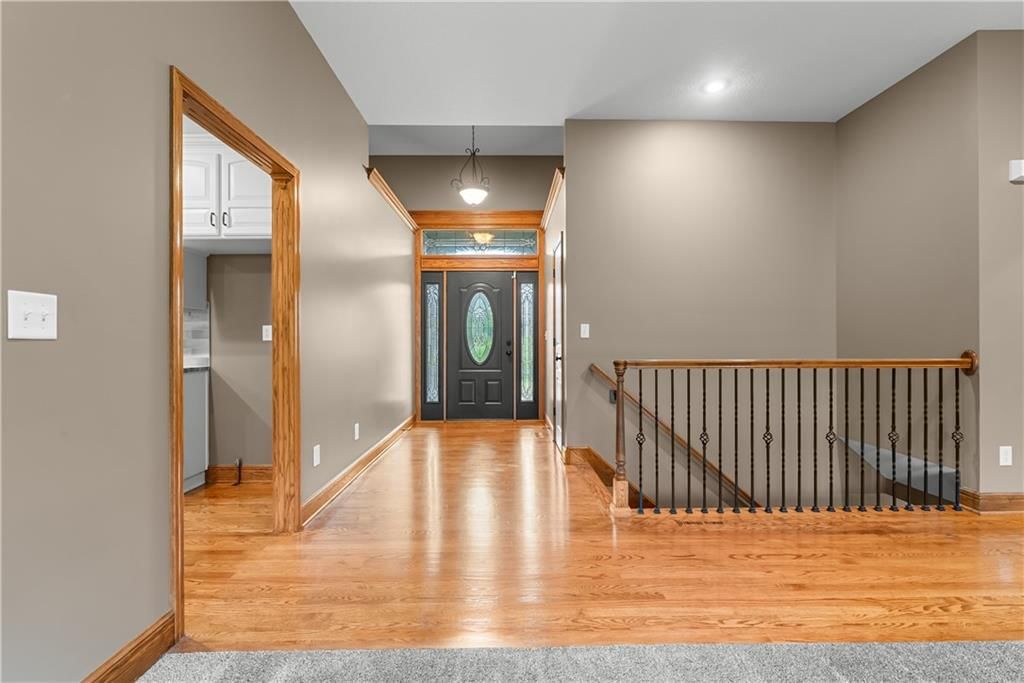 1202 NW Burr Oak Lane — photo 7