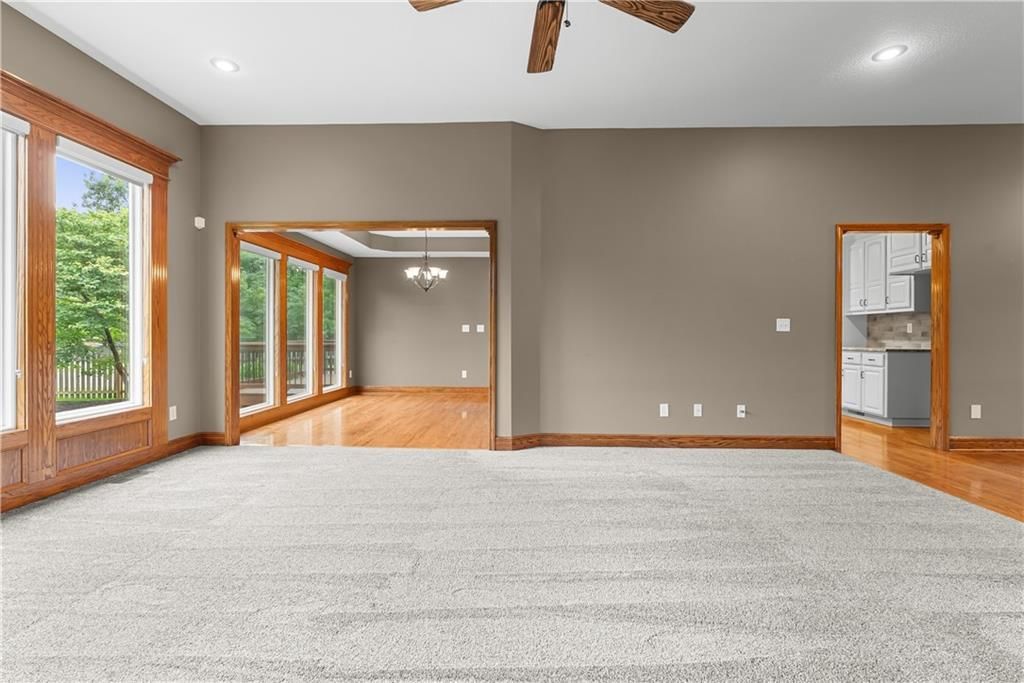 1202 NW Burr Oak Lane — photo 10