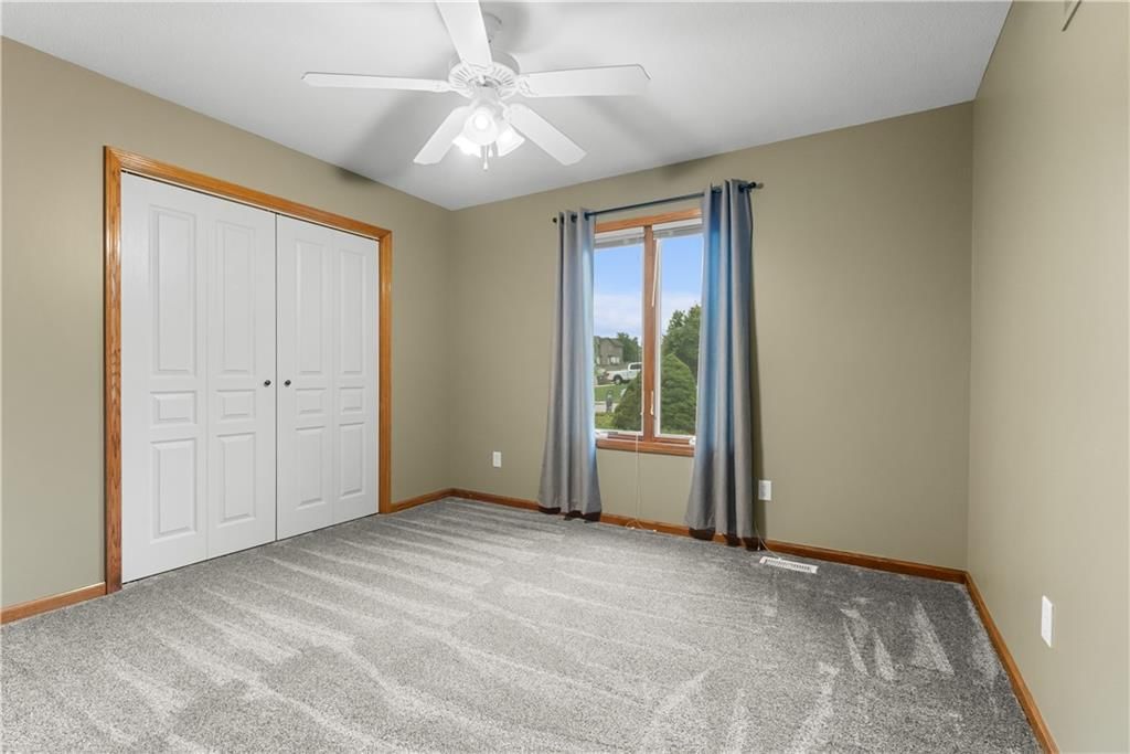 1202 NW Burr Oak Lane — photo 27