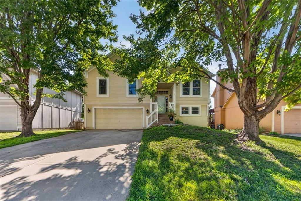 1028 N Crest Drive — photo 3