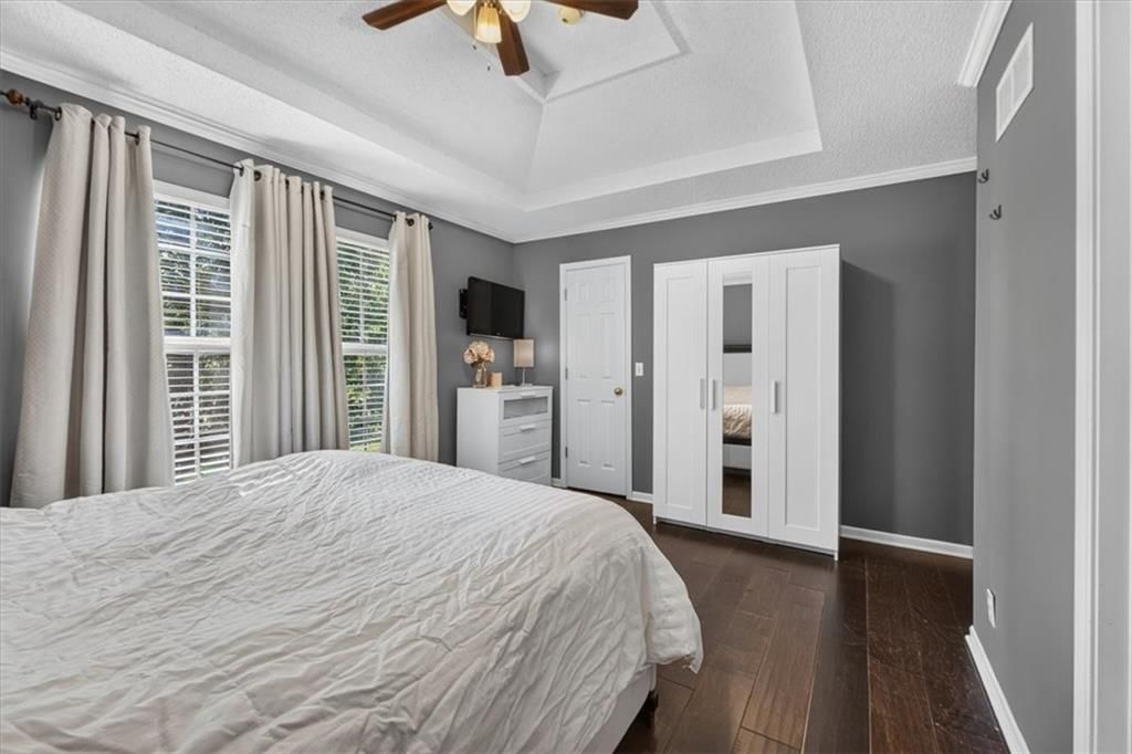 1028 N Crest Drive — photo 17