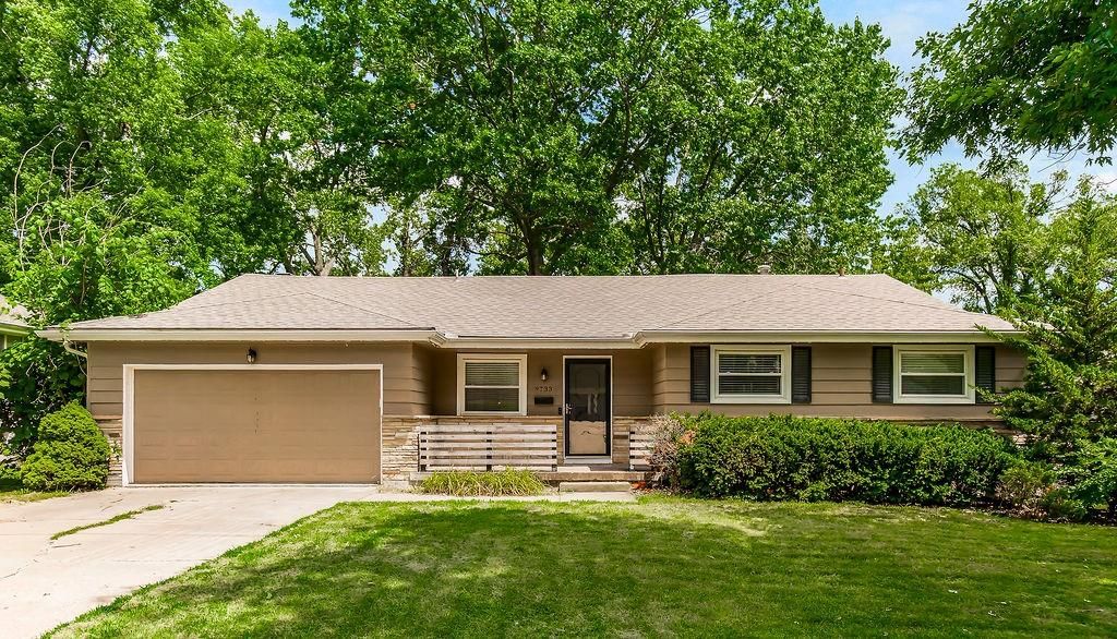 9733 Walnut Street — photo 2