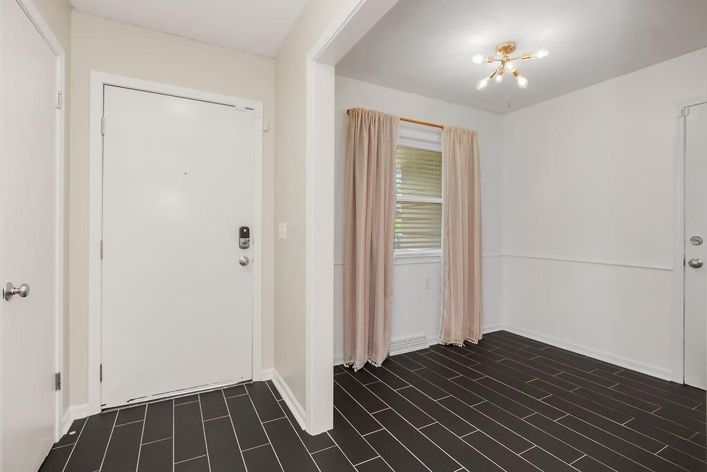 9733 Walnut Street — photo 4
