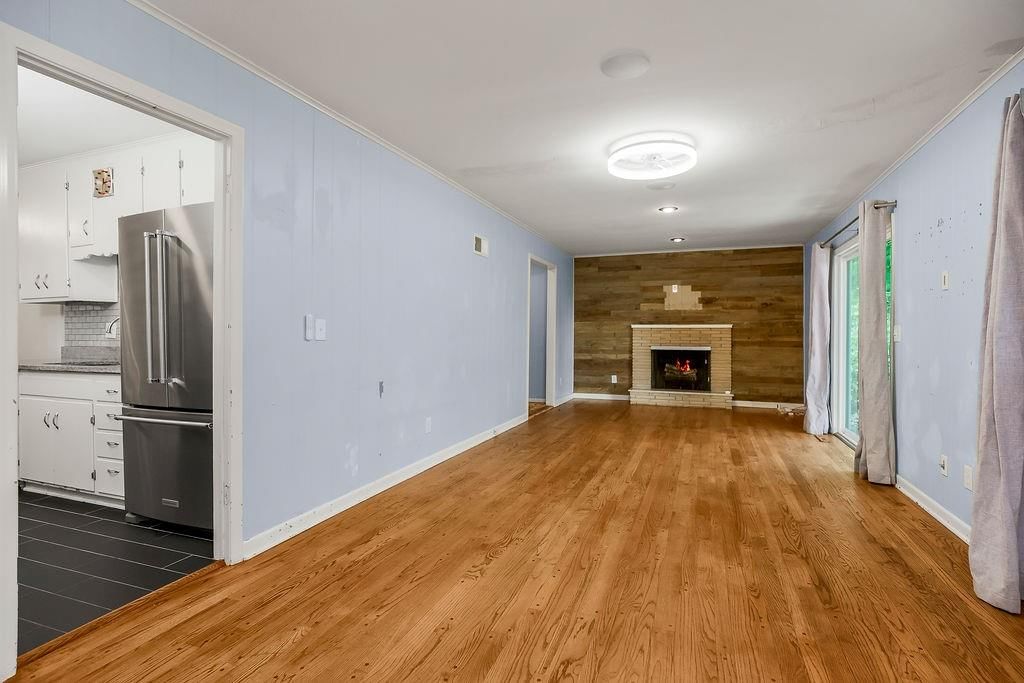 9733 Walnut Street — photo 6
