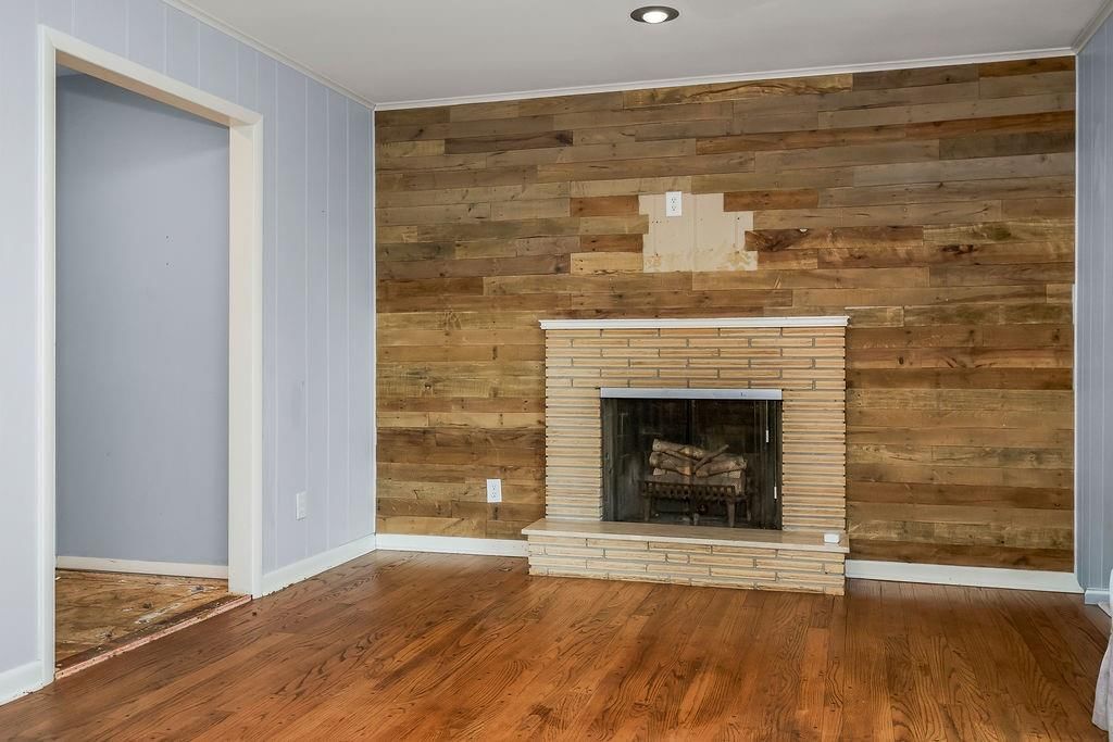 9733 Walnut Street — photo 7