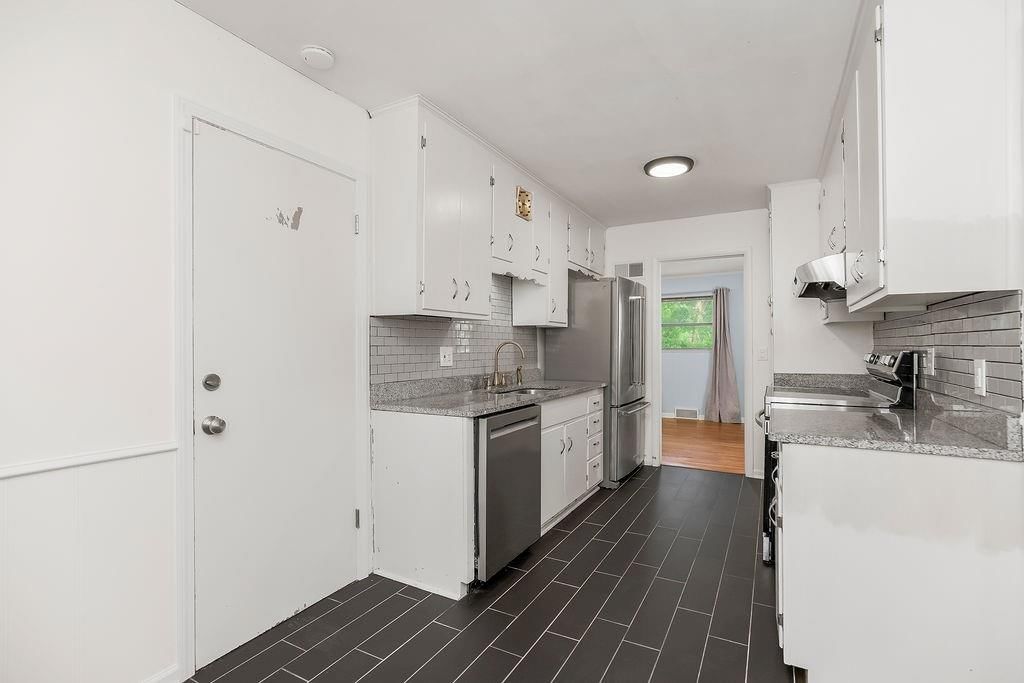 9733 Walnut Street — photo 9