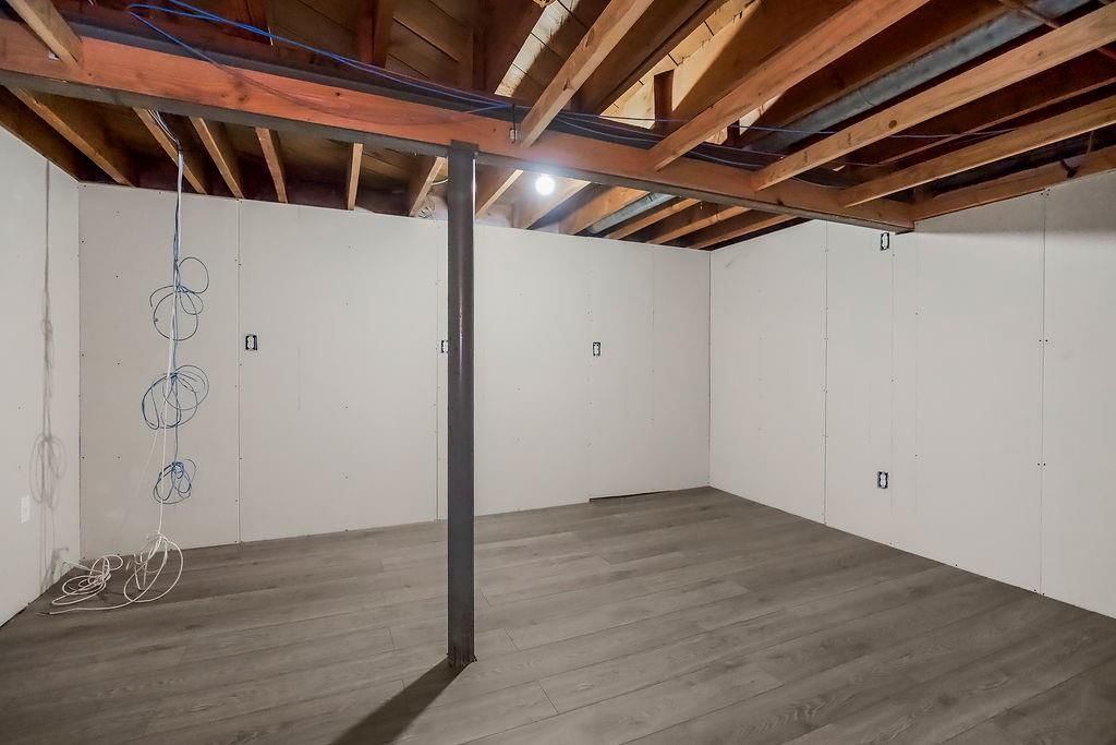 9733 Walnut Street — photo 24