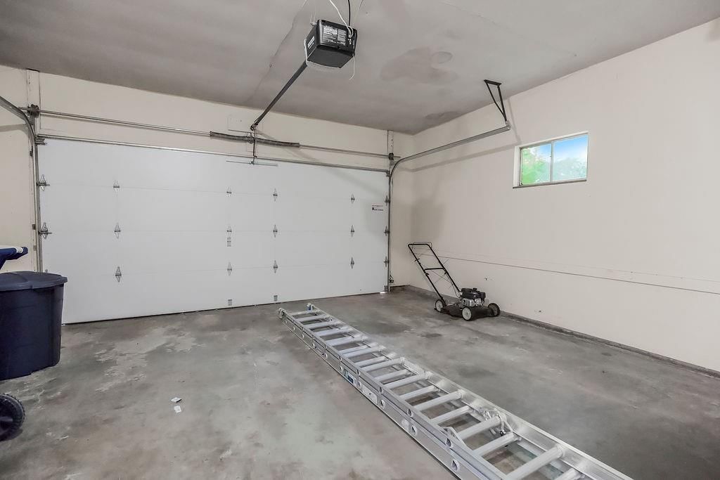 9733 Walnut Street — photo 25