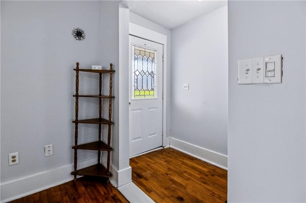 2203 Walnut Street — photo 5