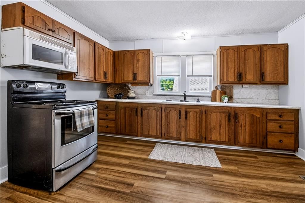 2203 Walnut Street — photo 7