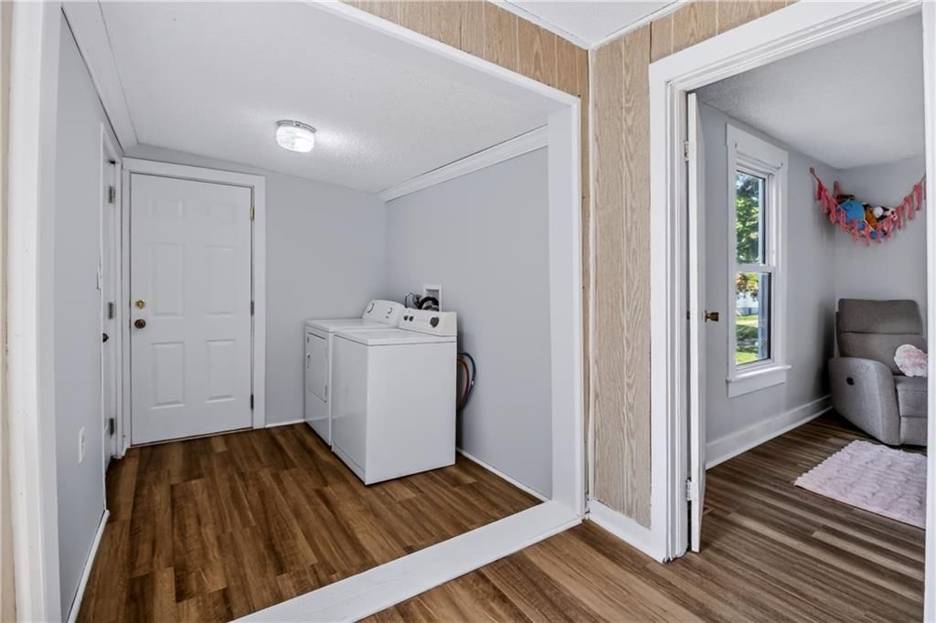 2203 Walnut Street — photo 14