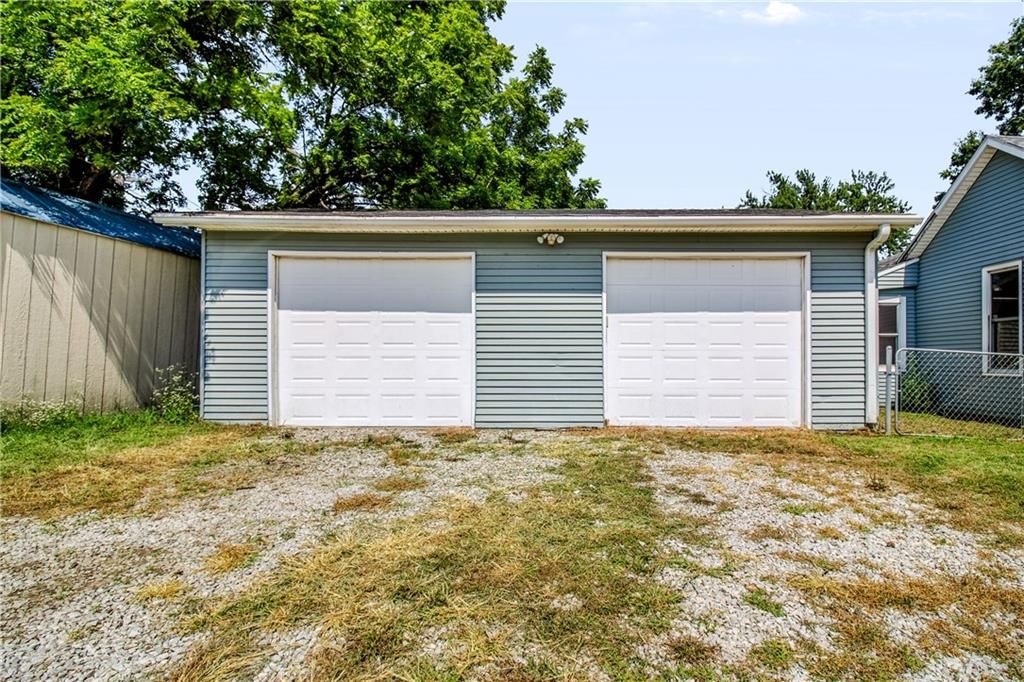 2203 Walnut Street — photo 18