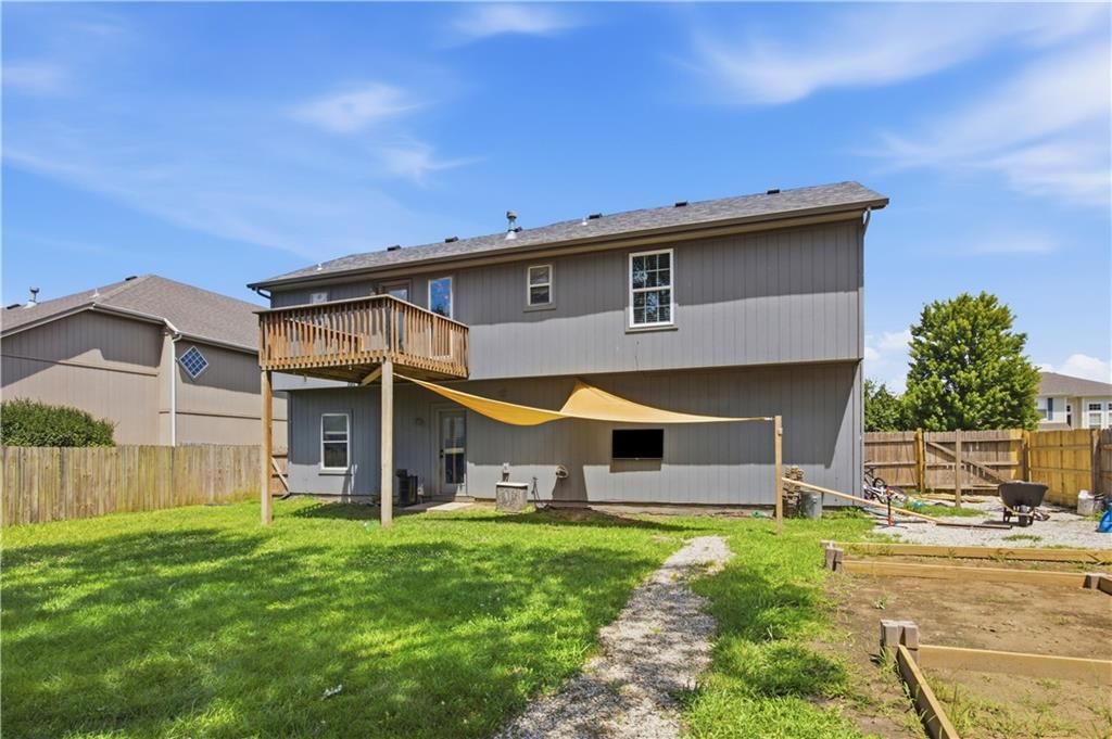 961 Oak Crest Drive — photo 6