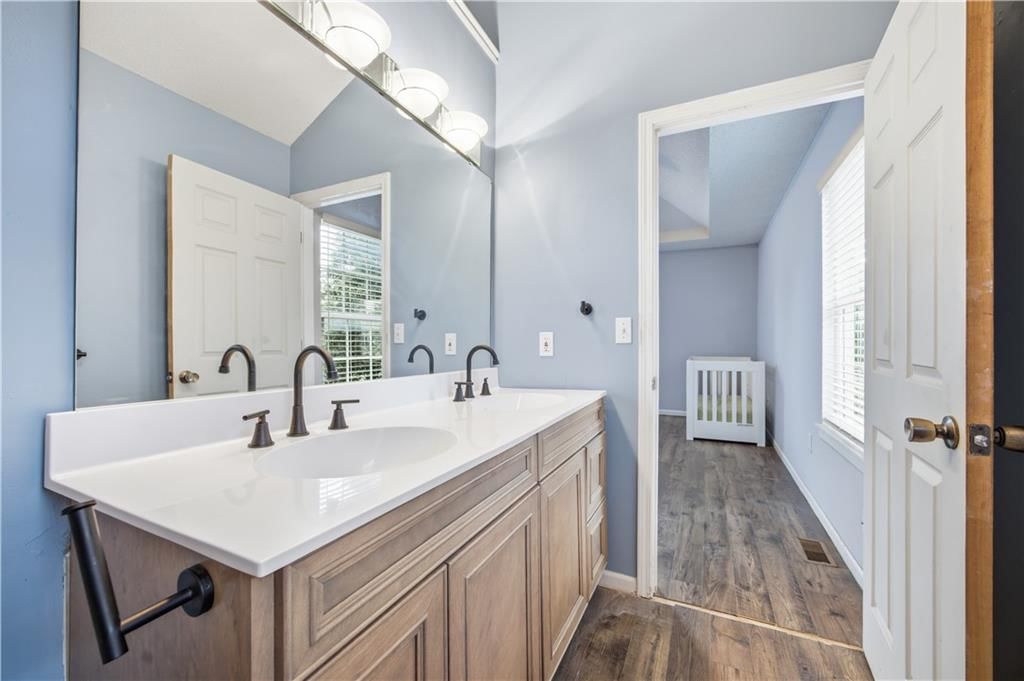 961 Oak Crest Drive — photo 16