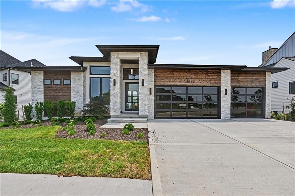 Photo 51 of 69 - 11801 W 181ST Street, Overland Park, KS 66013