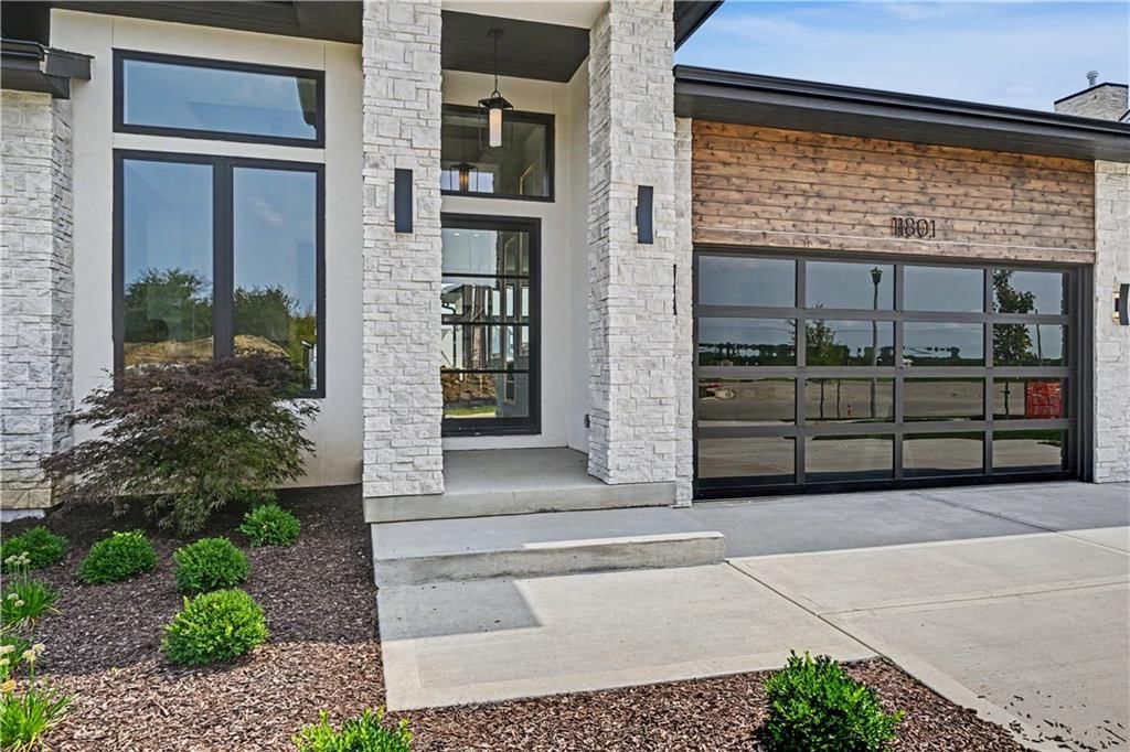 Photo 52 of 69 - 11801 W 181ST Street, Overland Park, KS 66013