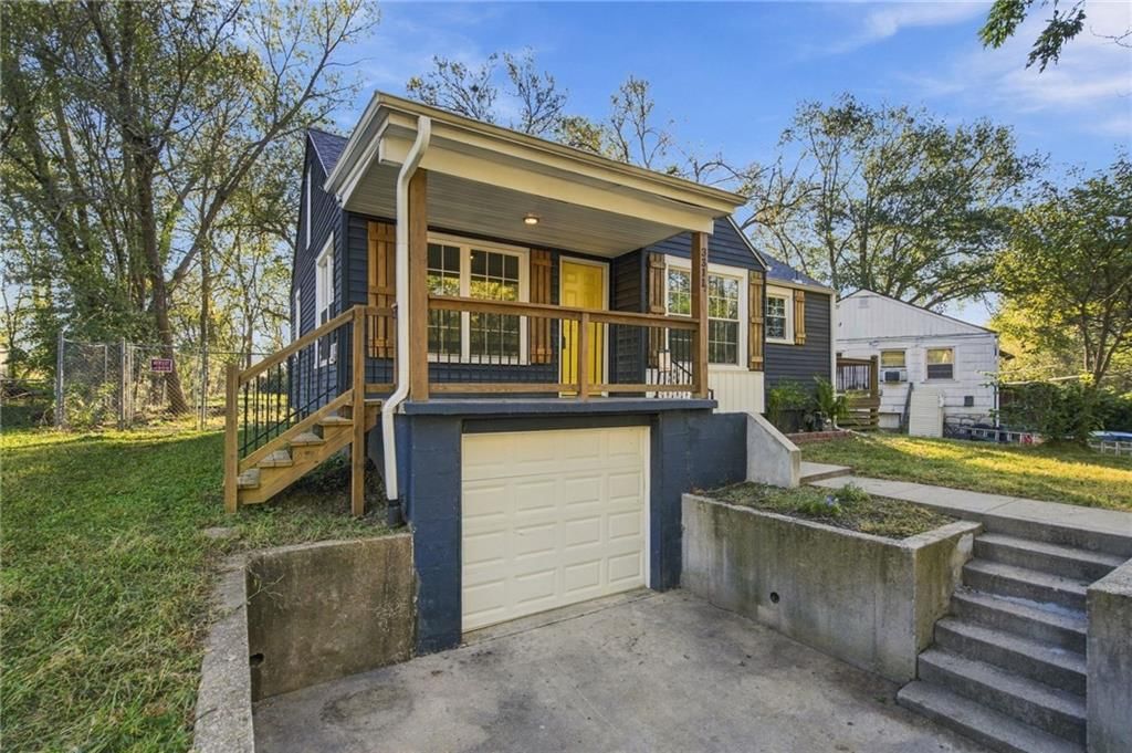 3311 N 57th Street, Kansas City, KS: listing photo 2