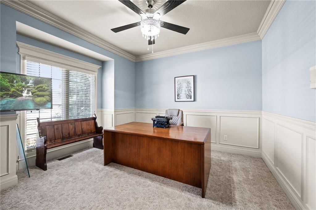 Photo 17 of 45 - 6019 NW 107th Street, Kansas City, MO 64154