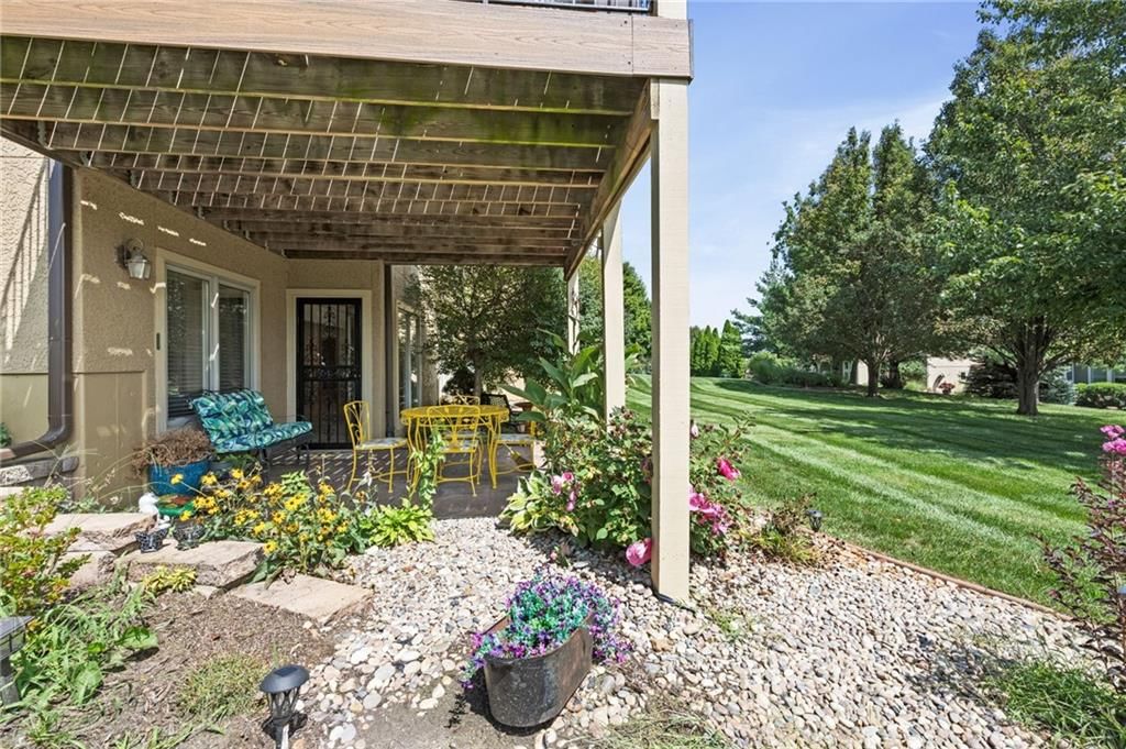 Photo 32 of 45 - 6019 NW 107th Street, Kansas City, MO 64154
