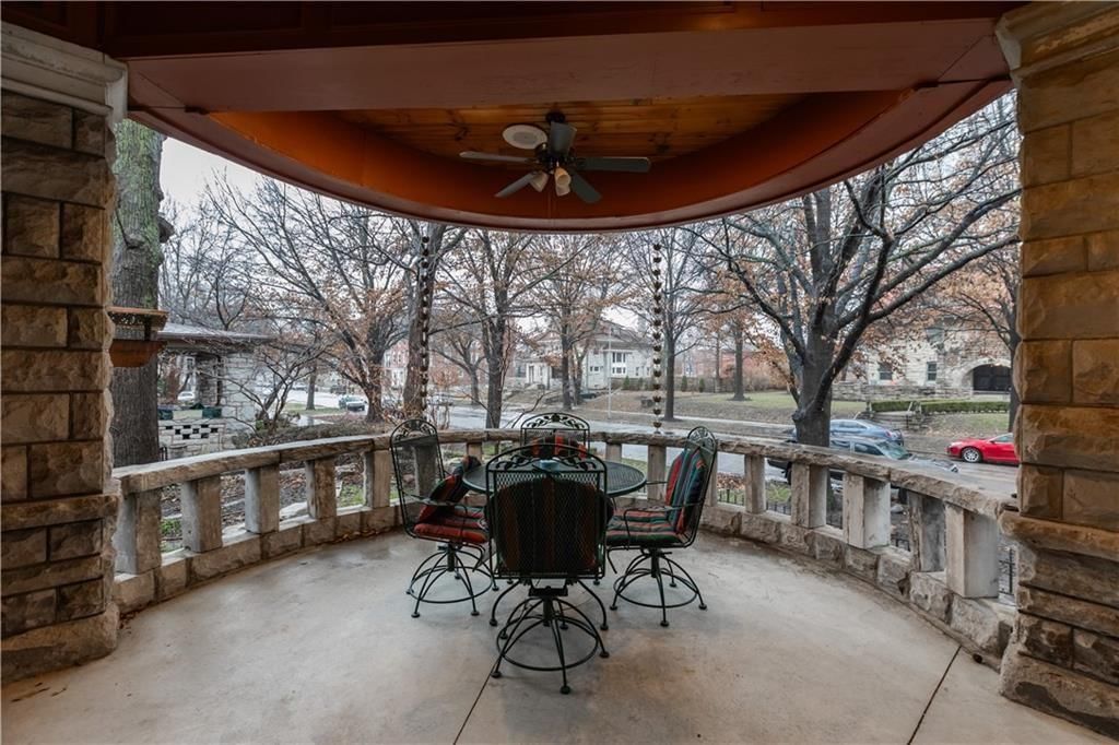 425 Gladstone Boulevard — photo 8