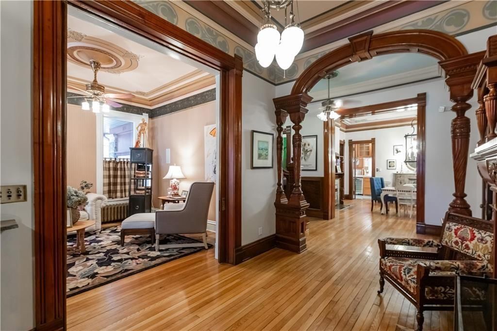 425 Gladstone Boulevard — photo 17