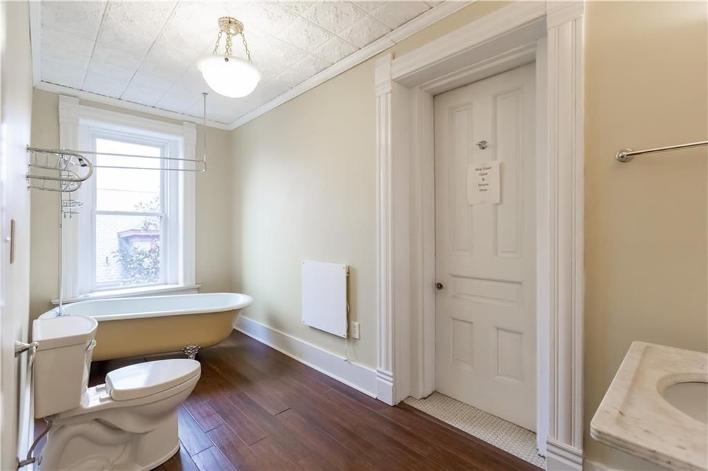 425 Gladstone Boulevard — photo 36