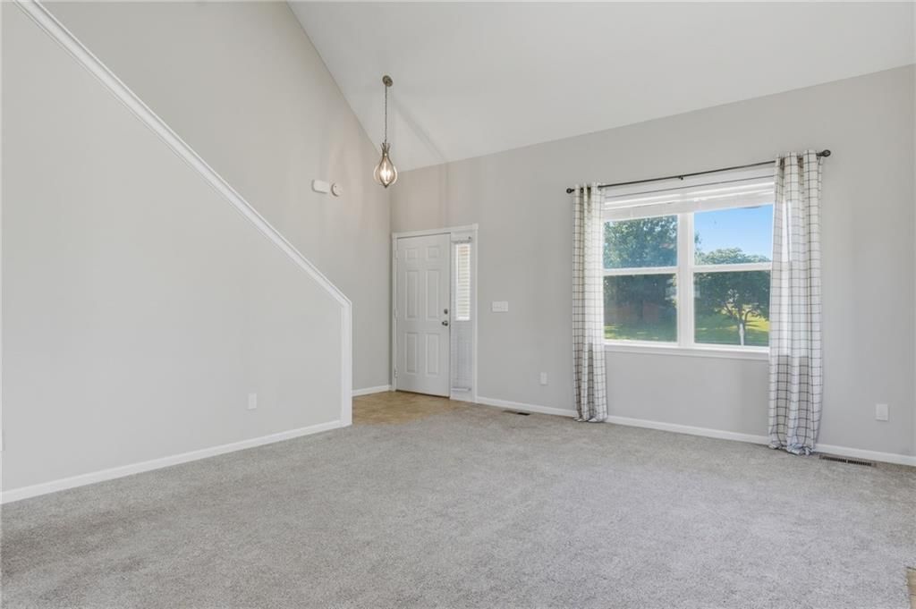 1121 Peach Street — photo 5