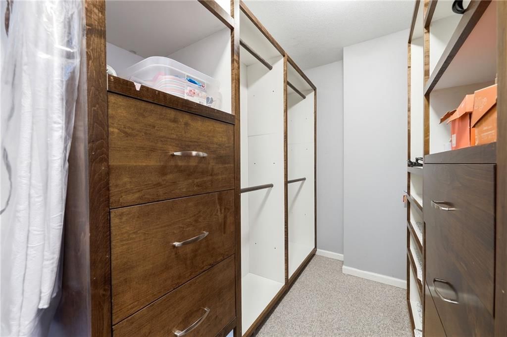 13718 BERGER Avenue — photo 34