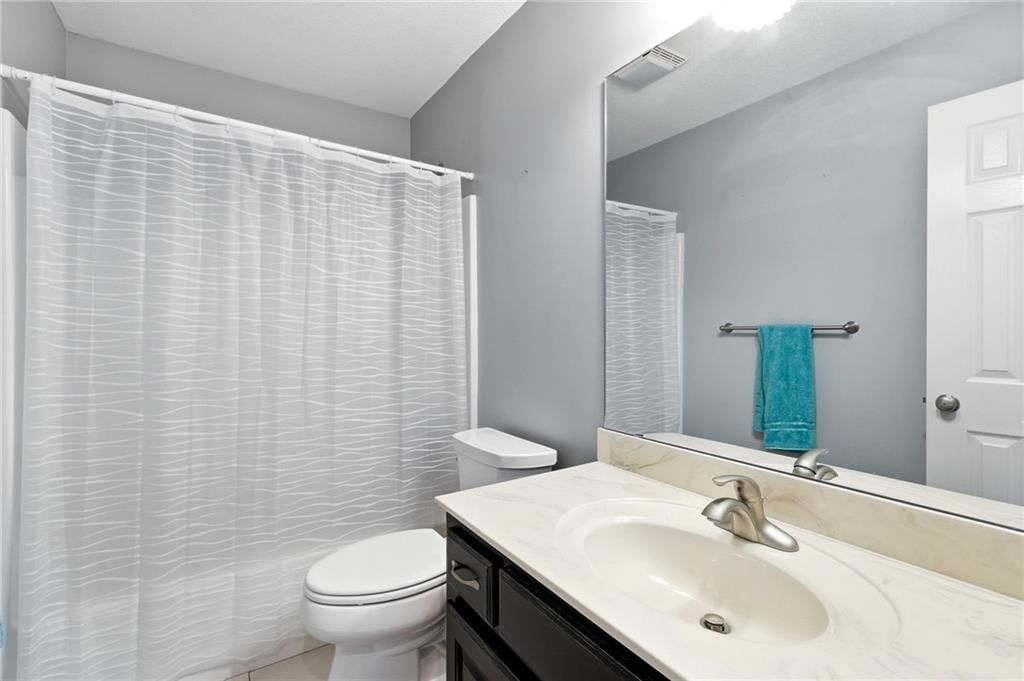 13718 BERGER Avenue — photo 36
