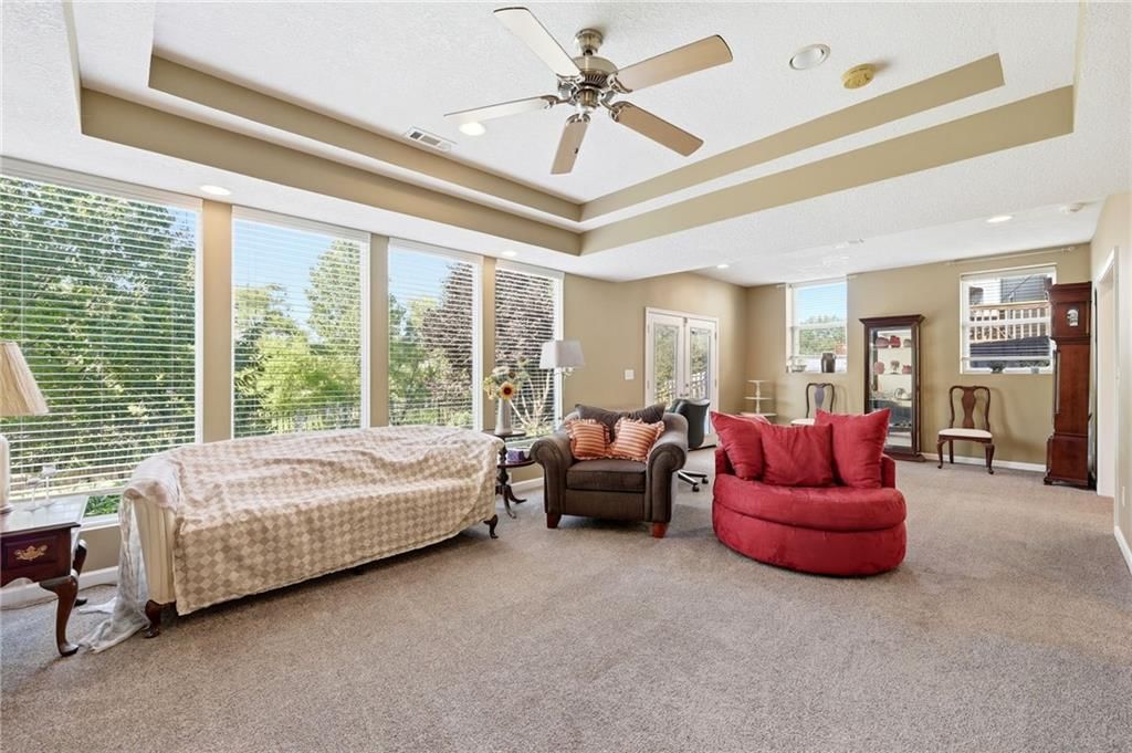 13718 BERGER Avenue — photo 42