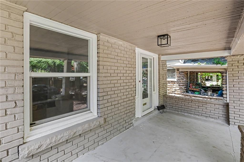 4102 Charlotte Street — photo 4