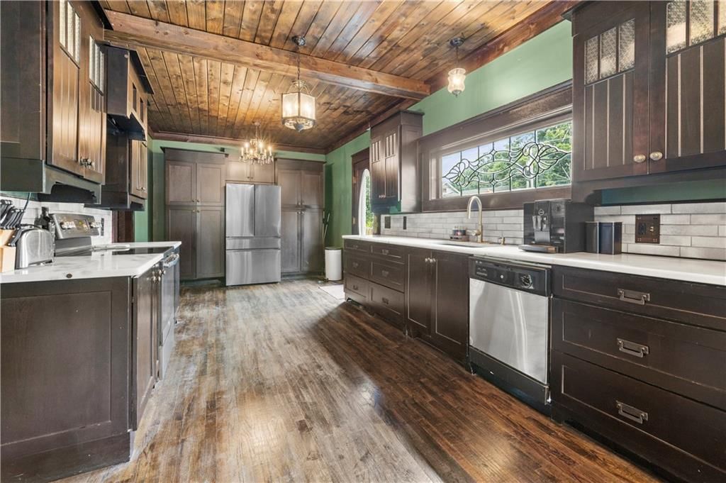 412 N Van Brunt Boulevard — photo 3