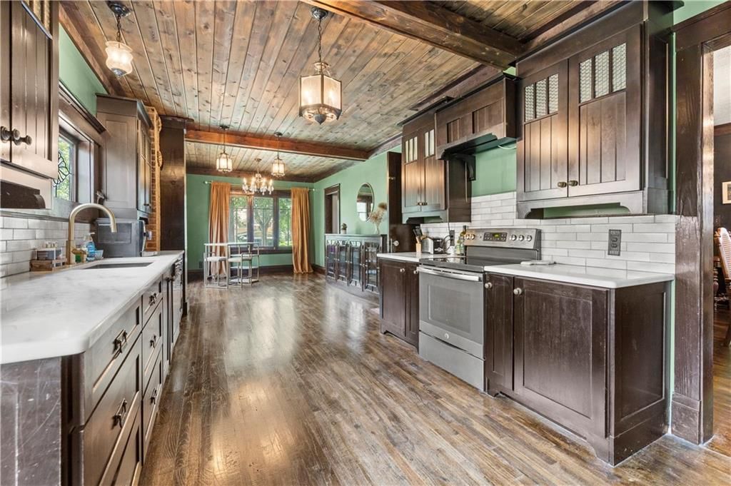 412 N Van Brunt Boulevard — photo 4