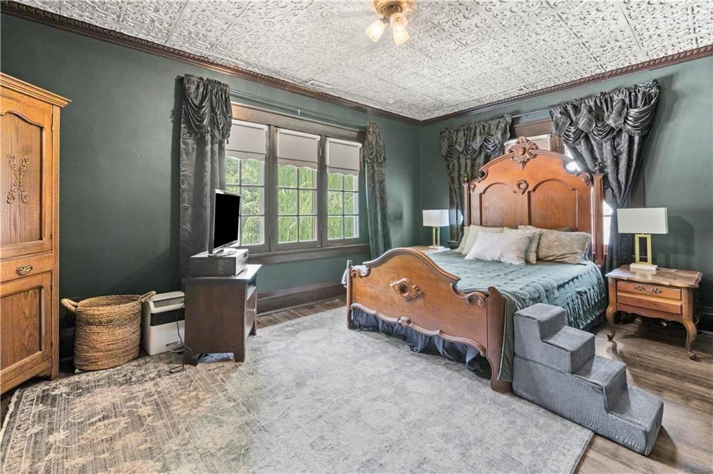 412 N Van Brunt Boulevard — photo 12