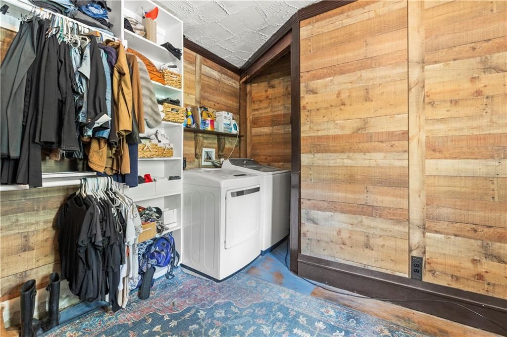 412 N Van Brunt Boulevard — photo 14