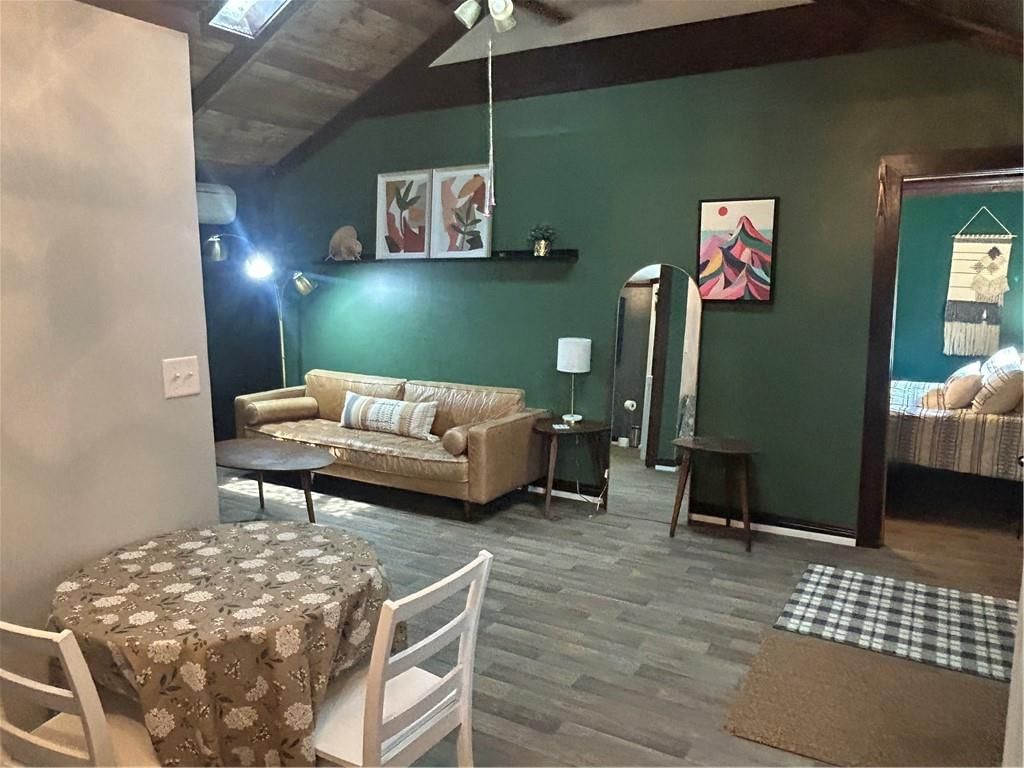 412 N Van Brunt Boulevard — photo 33