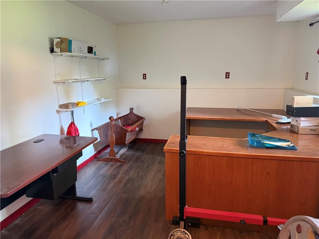 1509 S Scarborough Street — photo 16
