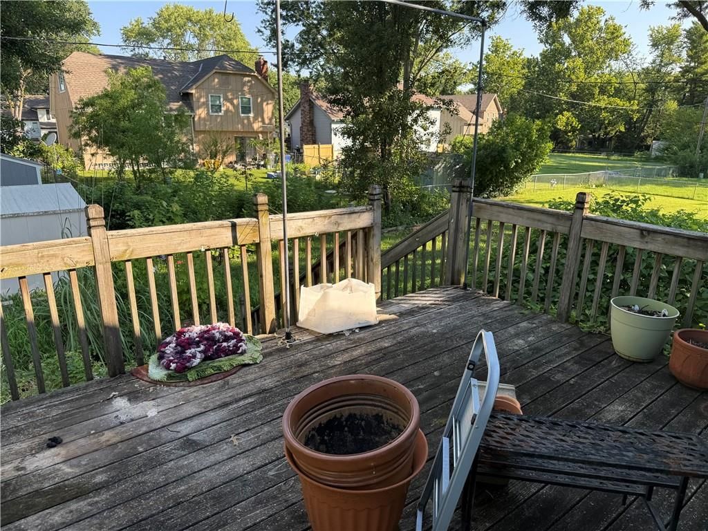 1509 S Scarborough Street — photo 17