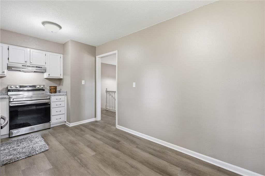 1822 N Grove Drive — photo 13