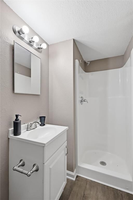 1822 N Grove Drive — photo 16