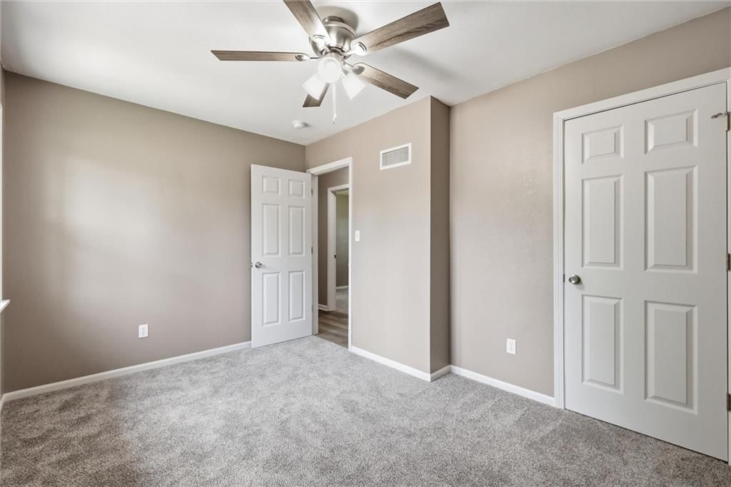 1822 N Grove Drive — photo 18