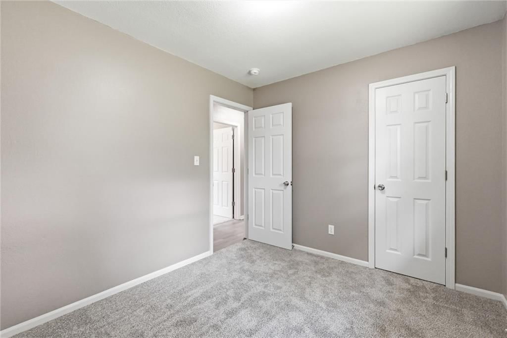 1822 N Grove Drive — photo 25