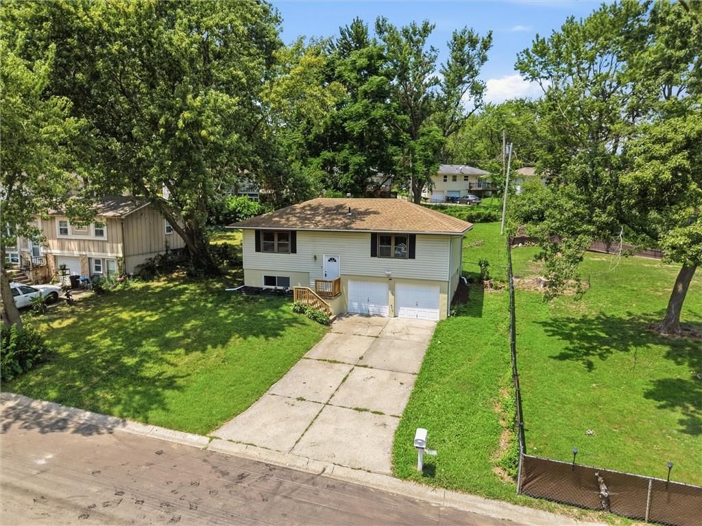 1822 N Grove Drive — photo 36